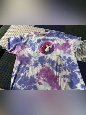 Buc-ee’s Tie-Dye Shirt